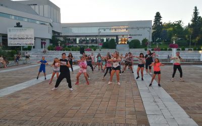 Флашмоб на центъра в Сандански